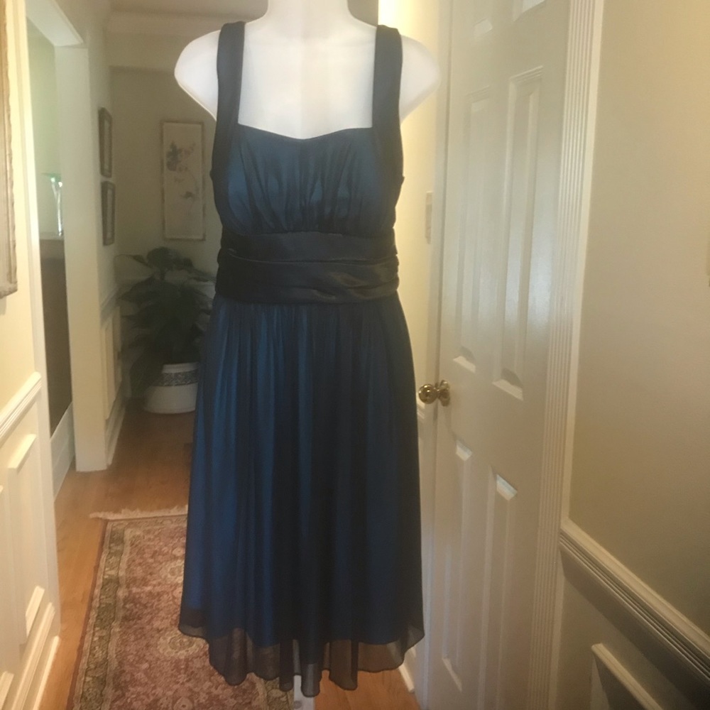 Onyx Nite - Lady s/less turquoise flare dress, 12